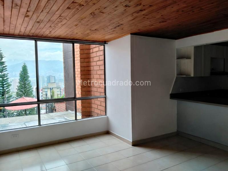 Cozy 2BR Apartment with Gym in El Poblado