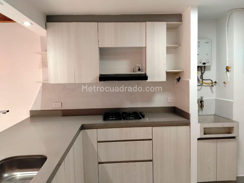 Cozy 2BR Apartment with Gym in El Poblado - 7