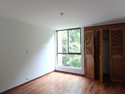 Apartamento de 3 alcobas en venta en Los Balsos, Medellín, 198 m² · foto 15 de 20