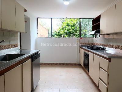 Apartamento de 3 alcobas en venta en Los Balsos, Medellín, 198 m² · foto 6 de 20
