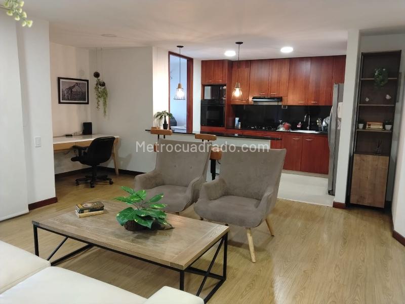 Furnished 1BR Studio in El Poblado with Balcony, Parking & Gym/Pool - 2