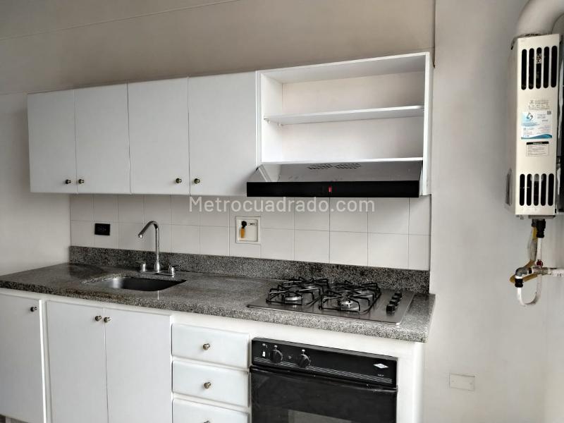 2BR Apartment in Gated Community near El Poblado Services - 7