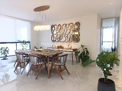Apartamento de 3 alcobas en venta en El Poblado, Medellín, 157 m² · foto 3 de 20