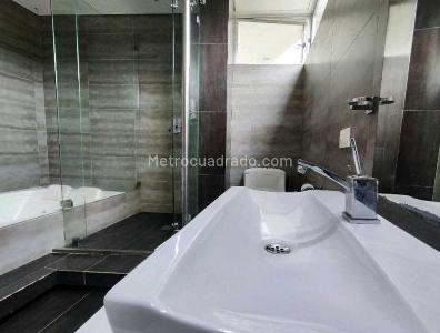 Casa de 3 alcobas en venta en Envigado, Envigado, 350 m² · foto 12 de 15