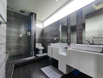 Casa de 3 alcobas en venta en Envigado, Envigado, 350 m² · foto 13 de 15
