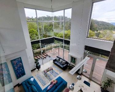 Casa de 3 alcobas en venta en Envigado, Envigado, 350 m² · foto 2 de 15