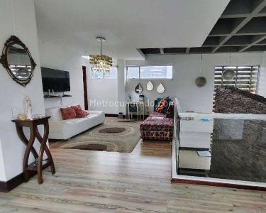 Casa de 3 alcobas en venta en Envigado, Envigado, 350 m² · foto 6 de 15