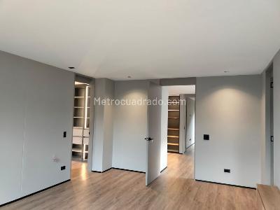 Apartamento de 3 alcobas en venta en El Poblado, Medellín, 195 m² · foto 13 de 20