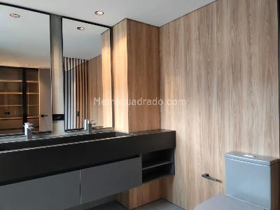 Apartamento de 3 alcobas en venta en El Poblado, Medellín, 195 m² · foto 19 de 20