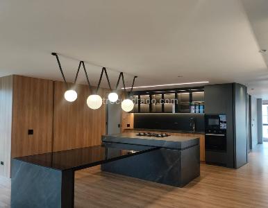 Apartamento de 3 alcobas en venta en El Poblado, Medellín, 195 m² · foto 5 de 20
