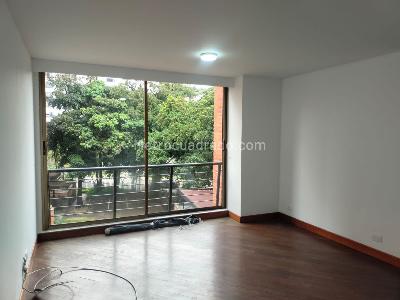 Apartamento de 1 alcoba en arriendo en Patio Bonito, Medellín, 58 m² · foto 2 de 10