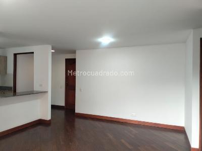 Apartamento de 1 alcoba en arriendo en Patio Bonito, Medellín, 58 m² · foto 3 de 10
