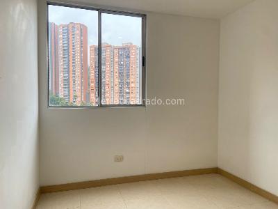 Apartamento de 3 alcobas en arriendo en Sabaneta, Sabaneta, 92 m² · foto 10 de 16
