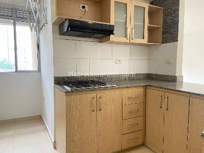 Apartamento de 3 alcobas en arriendo en Sabaneta, Sabaneta, 92 m² · foto 4 de 16