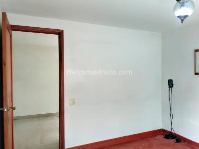 Apartamento de 3 alcobas en venta en Los Balsos, Medellín, 173 m² · foto 10 de 15
