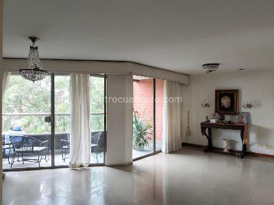 Apartamento de 3 alcobas en venta en Los Balsos, Medellín, 173 m² · foto 1 de 15