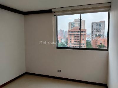 Apartamento en venta en El Poblado, Medellín · foto 13 de 19