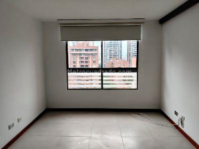 Apartamento en venta en El Poblado, Medellín · foto 9 de 19
