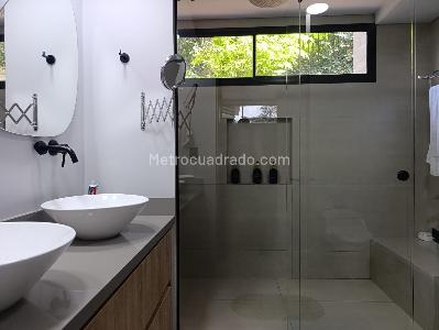 Apartamento en venta en El Poblado, Medellín · foto 17 de 19