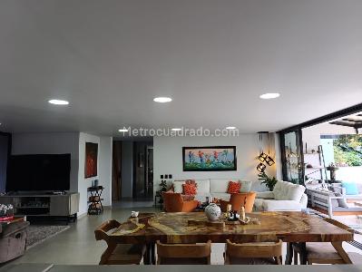 Apartamento en venta en El Poblado, Medellín · foto 4 de 19