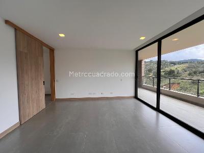 Casa de 3 alcobas en venta en Rionegro, Rionegro, 326 m² · foto 11 de 17