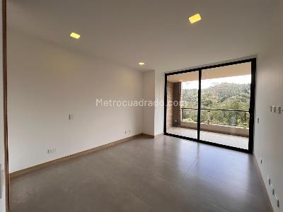 Casa de 3 alcobas en venta en Rionegro, Rionegro, 326 m² · foto 12 de 17