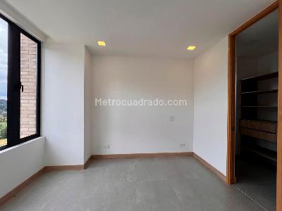 Casa de 3 alcobas en venta en Rionegro, Rionegro, 326 m² · foto 8 de 17