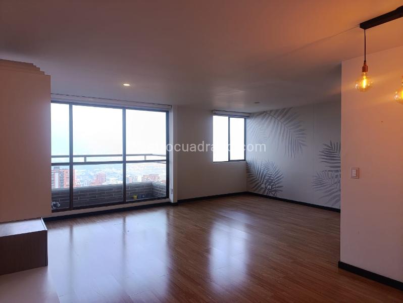 Apartamento de 2 Alcobas en El Poblado con Terraza y Parqueadero Cubierto - 3