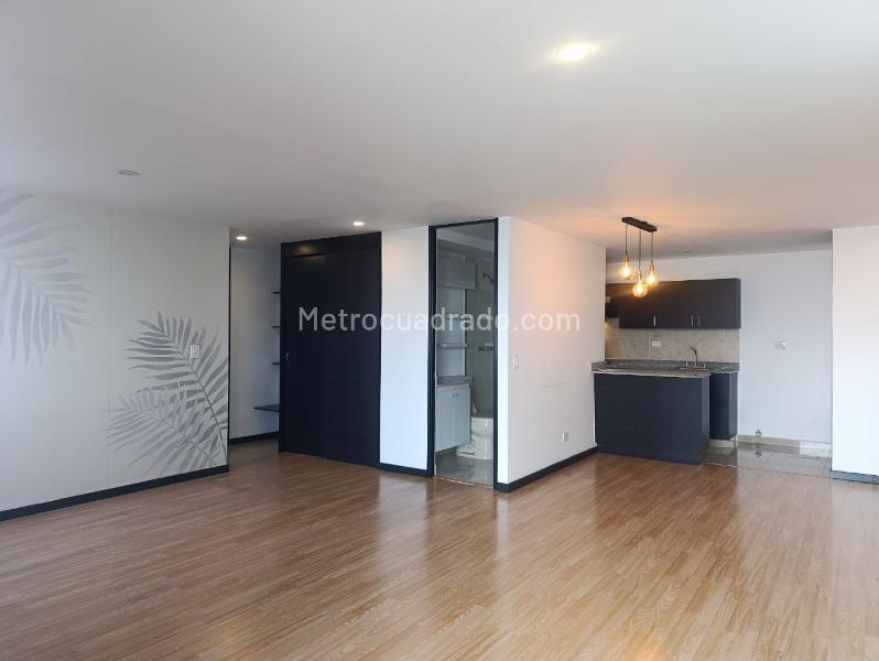 Apartamento de 2 Alcobas en El Poblado con Terraza y Parqueadero Cubierto - 7