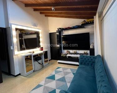 Casa de 3 alcobas en venta en Envigado, Envigado, 270 m² · foto 5 de 19