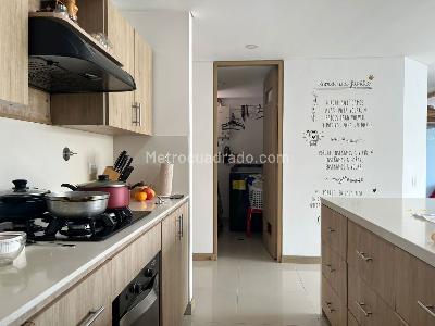 Apartamento en venta en Envigado, Envigado · foto 7 de 14