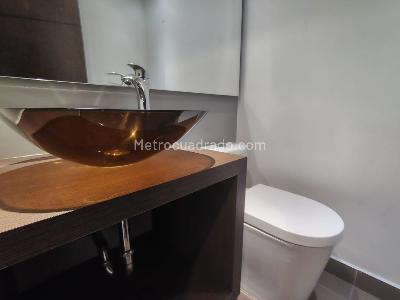 Apartamento de 3 alcobas en venta en El Poblado, Medellín, 150 m² · foto 18 de 18