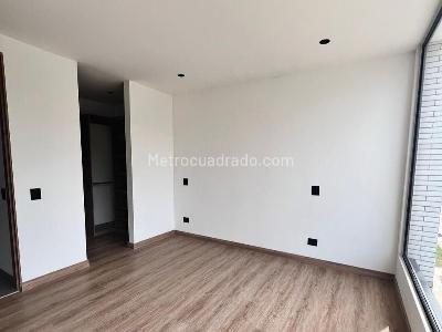 Casa de 4 alcobas en venta en Rionegro, Rionegro, 253 m² · foto 11 de 17