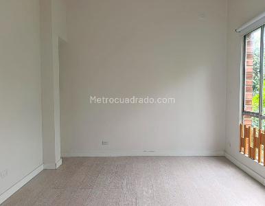 Apartamento de 3 alcobas en venta en El Poblado, Medellín, 220 m² · foto 15 de 19