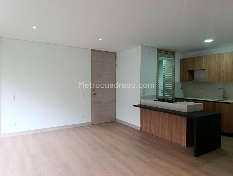 1BR Studio Apartment with Terrace in El Poblado - 5