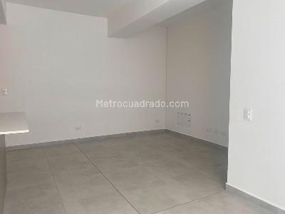Apartamento de 3 alcobas en arriendo en Envigado, Envigado, 74 m² · foto 2 de 8