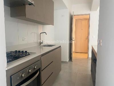 Apartamento de 3 alcobas en arriendo en Envigado, Envigado, 74 m² · foto 3 de 8