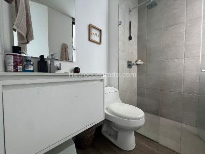 Apartamento en venta en El Poblado, Medellín · foto 16 de 19