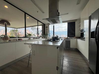 Apartamento en venta en El Poblado, Medellín · foto 6 de 19
