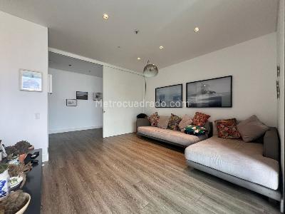 Apartamento en venta en El Poblado, Medellín · foto 8 de 19