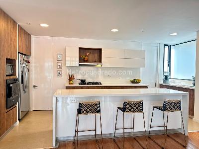 Apartamento en venta en El Poblado, Medellín · foto 6 de 19