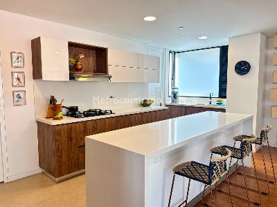 Apartamento en venta en El Poblado, Medellín · foto 7 de 19