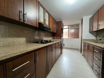 Apartamento en venta en Envigado, Envigado · foto 6 de 16