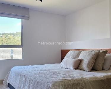 Apartamento de 3 alcobas en venta en Altos Del Poblado, Medellín, 165 m² · foto 10 de 14