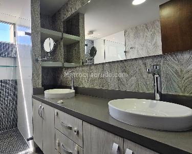 Apartamento de 3 alcobas en venta en Altos Del Poblado, Medellín, 165 m² · foto 13 de 14