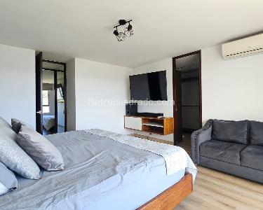 Apartamento de 3 alcobas en venta en Altos Del Poblado, Medellín, 165 m² · foto 9 de 14