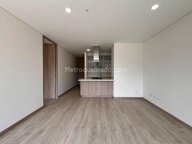 1BR Apartment in EL RETIRO (74 m²) - 3