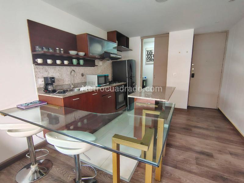 Modern 2BR Apartment in Central El Poblado - 6