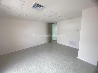 Office for rent in EL POBLADO, Medellín