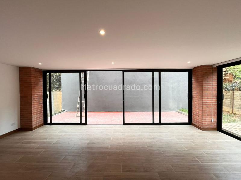 4BR House in El Retiro (140 m²) - 4